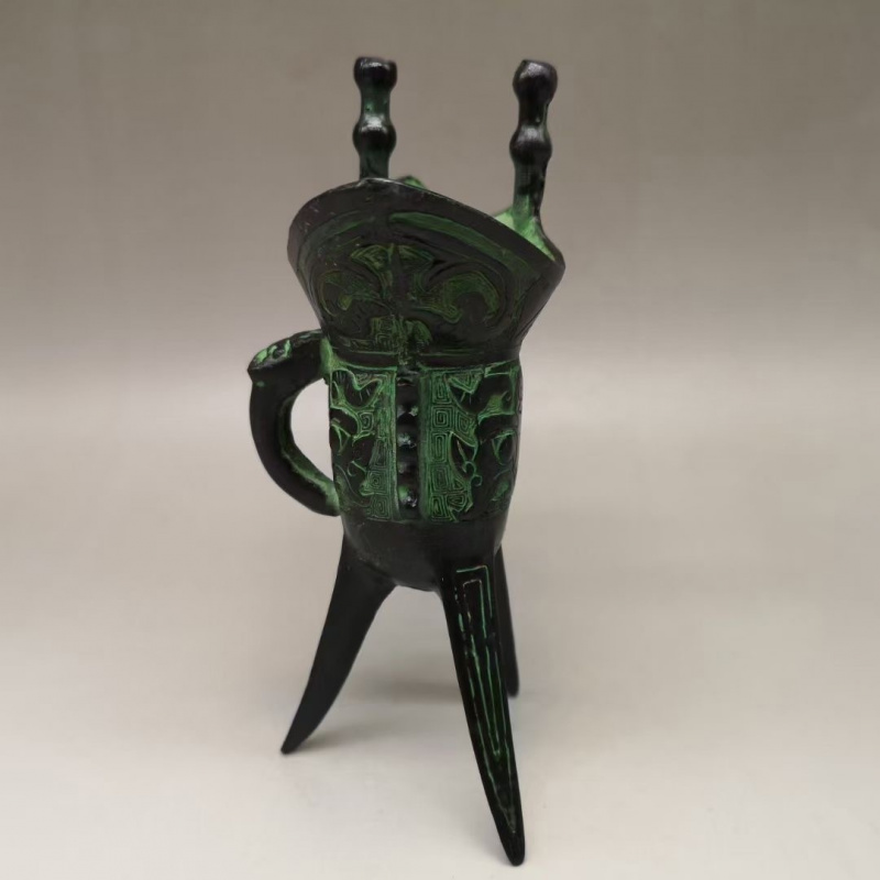Antike Kunsthandwerksstücke au – Collectible Vintage Wine Bewertung und Preis