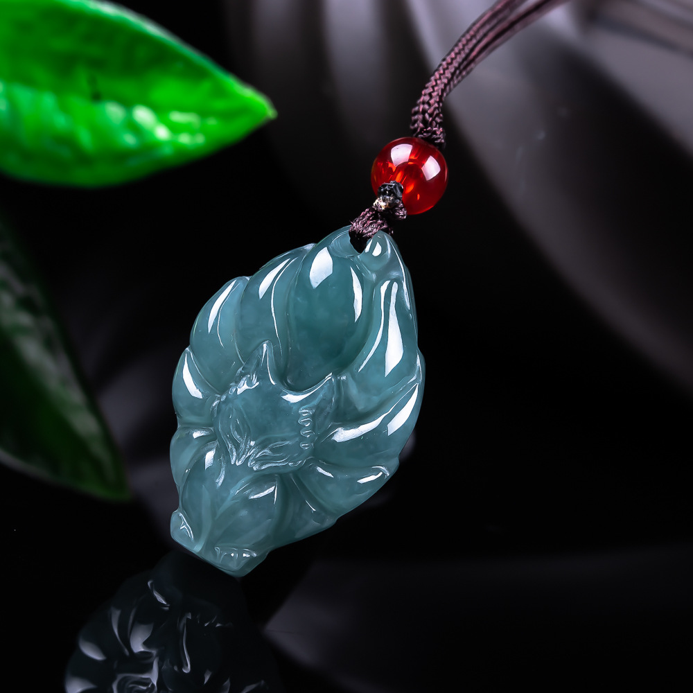 Natürliche burmesische Jadeit- – Vintage Necklace Bewertung und Preis