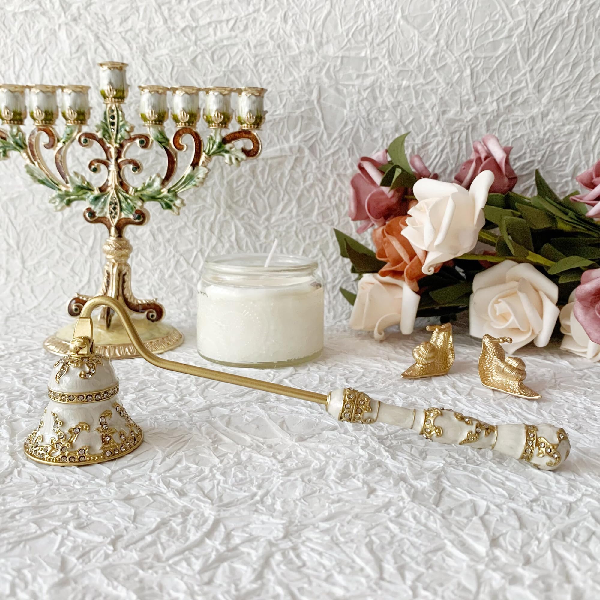 Luxuriöser Menorah-Kerzenlösch – Collectible & Vintage Dolls For Wedding Bewertung und Preis